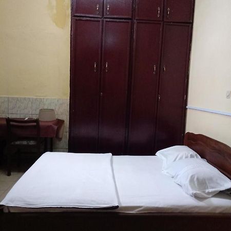 Bali Beau Sejour Hotell Douala Eksteriør bilde